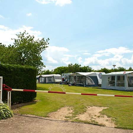 Camping En Vakantiewoning 'Ut Tumpke' Kessel  Kültér fotó